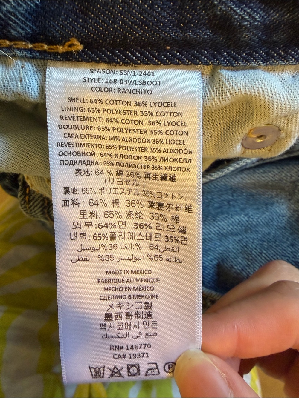 Re/Done Low Rise Loose Bootcut Jeans in Ranchito - Picture 8 of 8